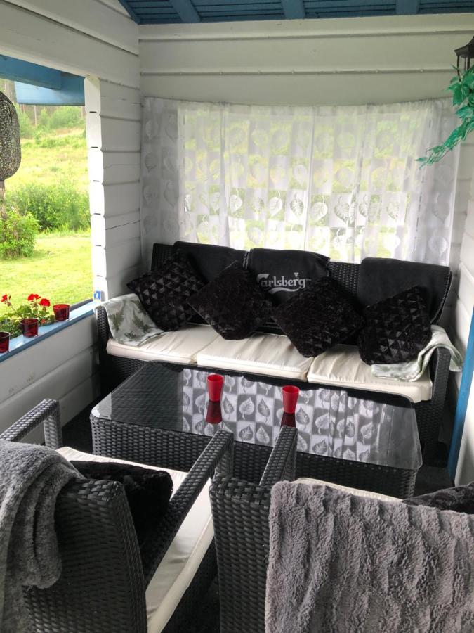 Mysig Timmerstuga Med Braskamin Naera Hovfjaellet Torsby Eksteriør bilde